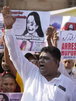 التصريحات المسيئة للنبي محمد