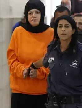 الاسيرات في السجون