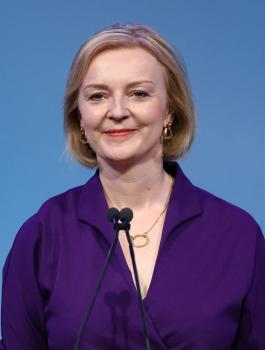 رئيسة وزراء بريطانيا