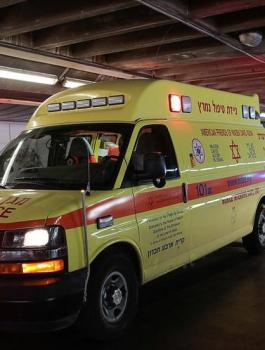 اصابة مستوطنة في كريات اربع