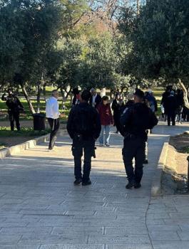 اقتحامات المستوطنين