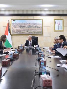 رئيس الوزراء وتحالف حماية.jfif-6afec083-d7a6-4a5e-9dbc-37d568d9086e.jpg