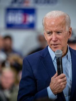 1280px-Joe_Biden_at_McKinley_Elementary_School_49331527821-1024x682-1.jpg