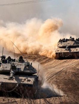 fcb5rrr8_tanks-massing-up-in-southern-israel-near-gaza-border-afp-1200_625x300_13_October_23.jpg