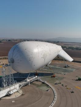 المنطاد الاسرائيلي