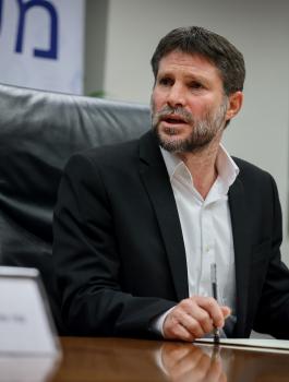 F230108YS65.jpg