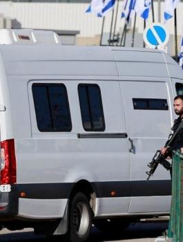 الاسرى في السجون