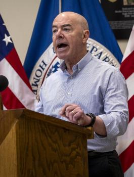 AFP__20240109__1918147473__v2__HighRes__HomelandSecuritySecretaryMayorkasHoldsMediaA-e1707286977354.jpg