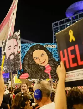 AA-20240928-35764576-35764556-PROTEST_IN_TEL_AVIV_DEMANDING_HOSTAGE_SWAP_DEAL.webp
