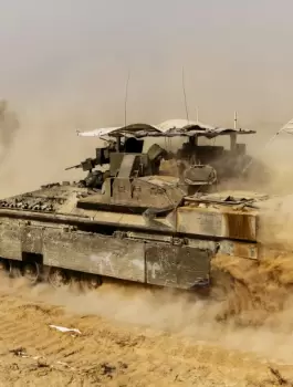 280524-israel-tank-gaza-wc-1138-1d690f.webp