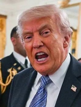 donald-trump-sparks-health-concerns-face-droops-barely-keep-eyes-open4-1777989690173-webp-1778094125.jpg