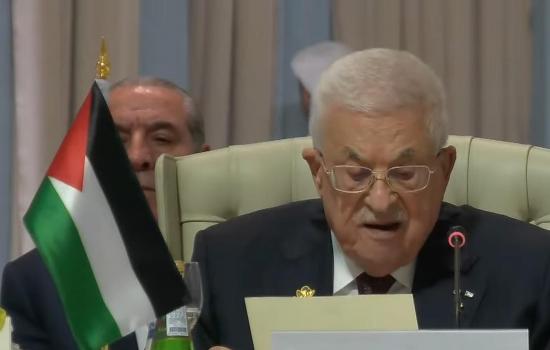الرئيس في القمة.jpeg-c731b9b9-7040-4076-88d6-d273a22fcd3b.jpeg