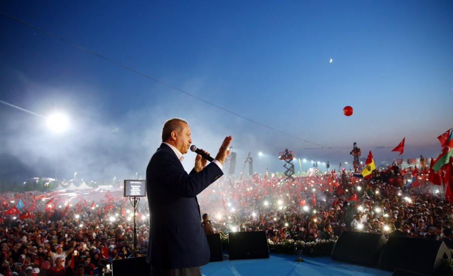 أردوغان يتعهد برفع رواتب المواطنين الأتراك إلى 25 ألف دولار سنوياً