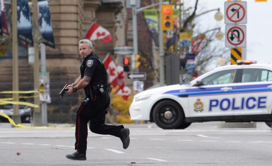 شاحنة تصدم عدد من المارة وتقتل 4 وتصيب 18 آخرين في كندا