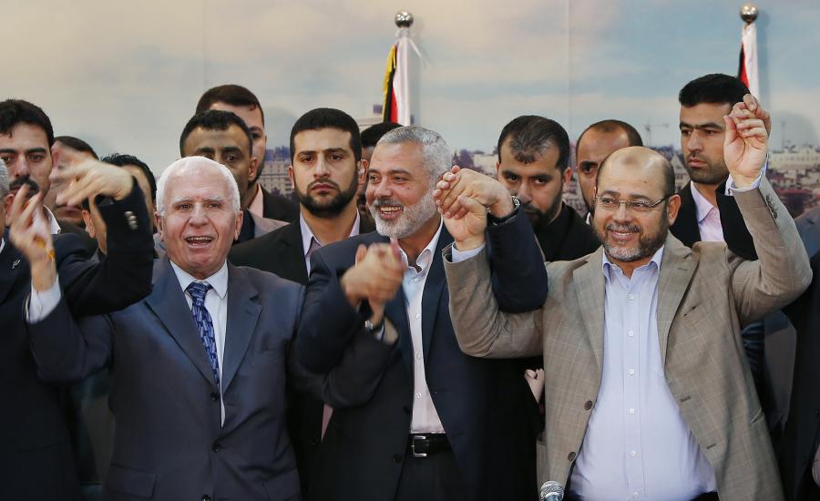 حماس تبدي استعدادها للحوار الفوري مع فتح وحل اللجنة الإدارية