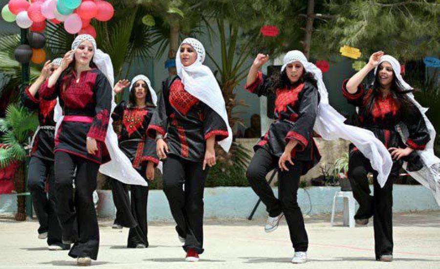 فلسطين تحصد المركز الأول في مهرجان الفنون الشعبية والتراثية للشباب العربي