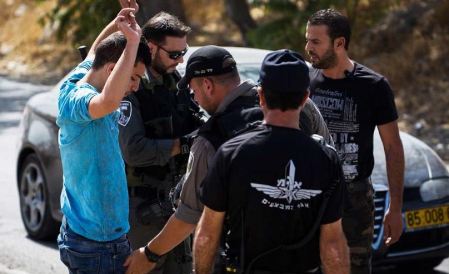 شرطة اسرائيلية تسرق اموال الفلسطينيين 