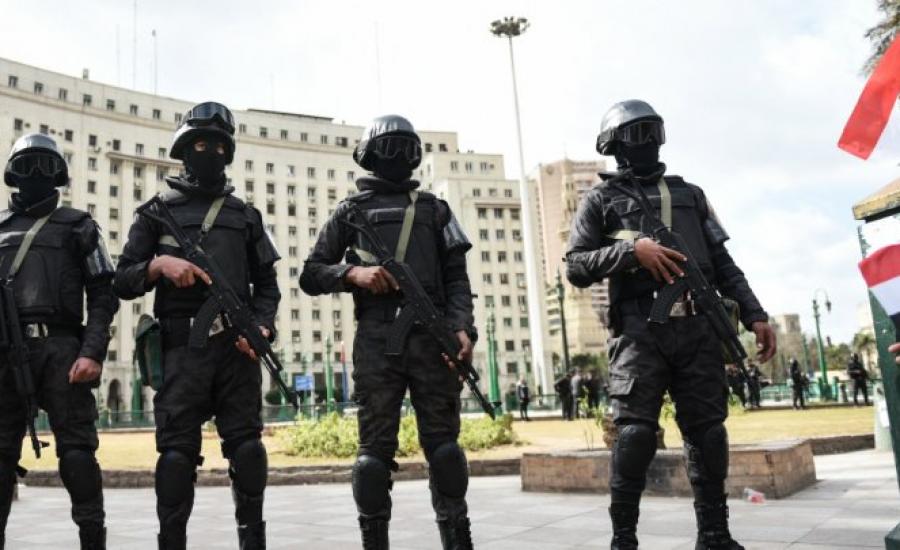 egypte-policiers-080516