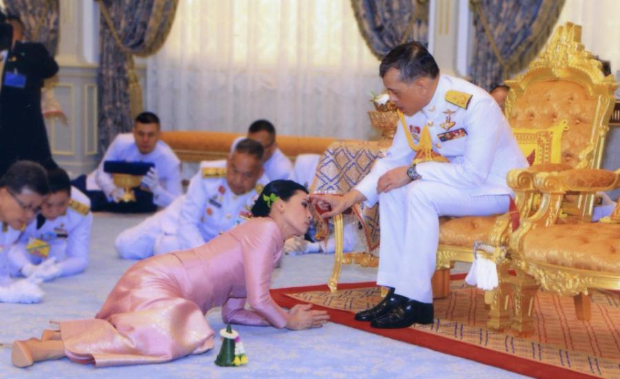 زواج ملك تايلند 