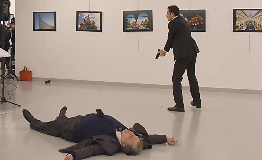 صورة قتل السفير الروسي 