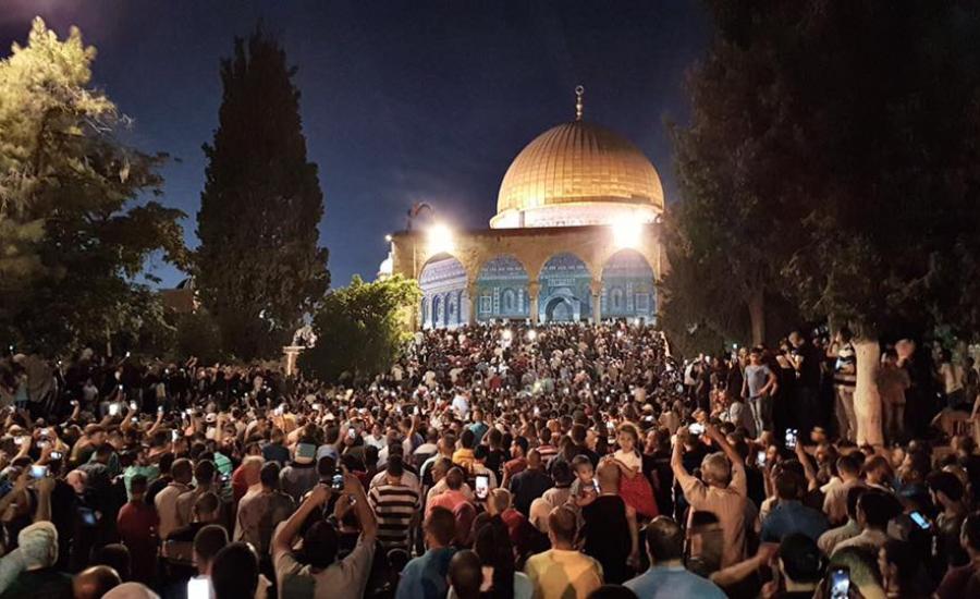 احتفالات المقدسيين بفتح أبواب المسجد الأقصى 