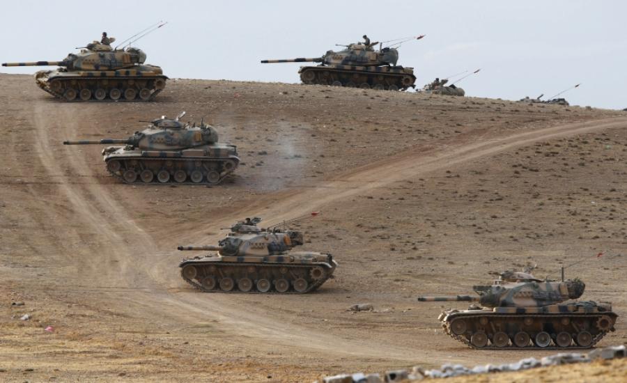 تركيا تنشر الدبابات على الحدود مع سوريا 