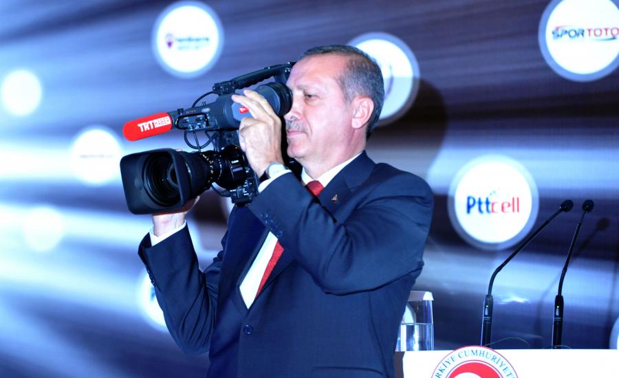 اردوغان والتلفزيون التركي 