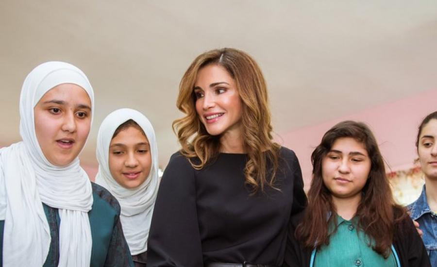 الملكة رانيا والشعب الاردني 
