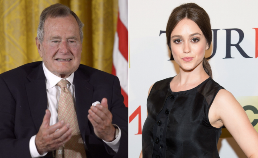 جورج بوش يتحرش جنسيا 