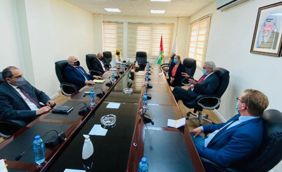 a5413780-a18b-48e1-80a6-87ed58f848ac