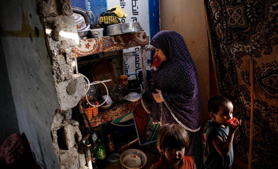 بالفيديو: أم فلسطينية رزقت بطفلة بعد انتظار 13 عام تتمنى الموت لهذا السبب