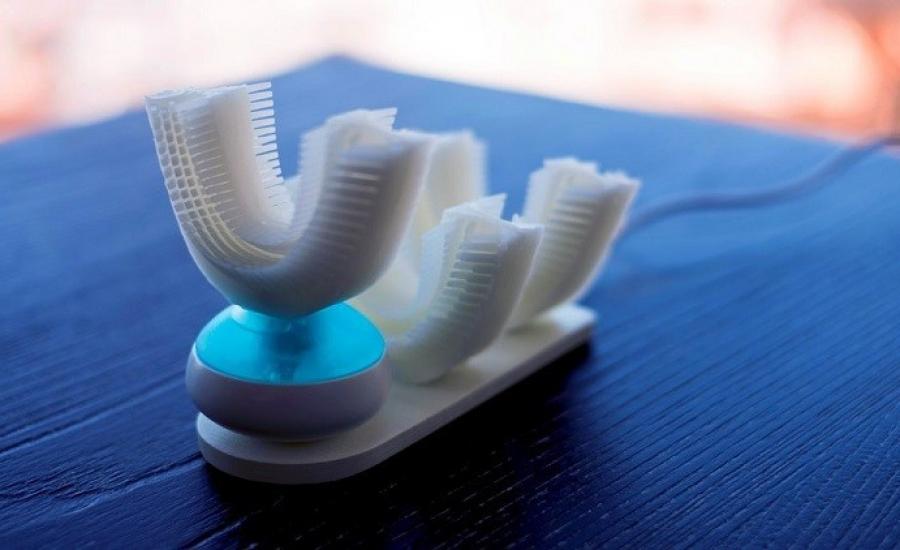 اختراع ثوري.. فرشاة لتنظيف الأسنان في ثوان معدودة!