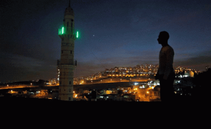 الاحتلال يمنع رفع  الاذان في مسجد جنوب الخليل