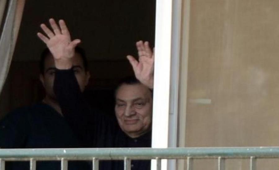 مبارك يعود لبيته خلال ساعات بعد الإفراج عنه نهائيا