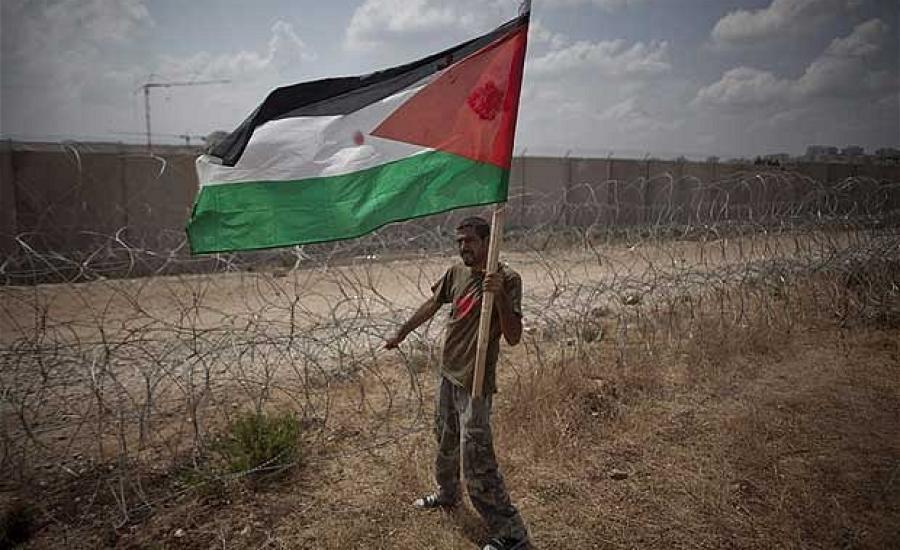 تفجر اعلام فلسطينية على حدود قطاع غزة 