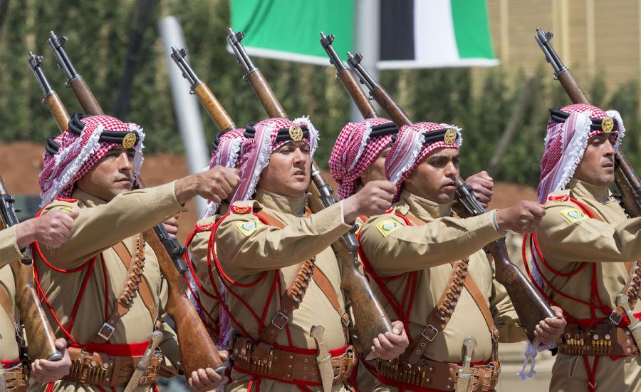 الجيوش العربية وتدريبات عسكرية 