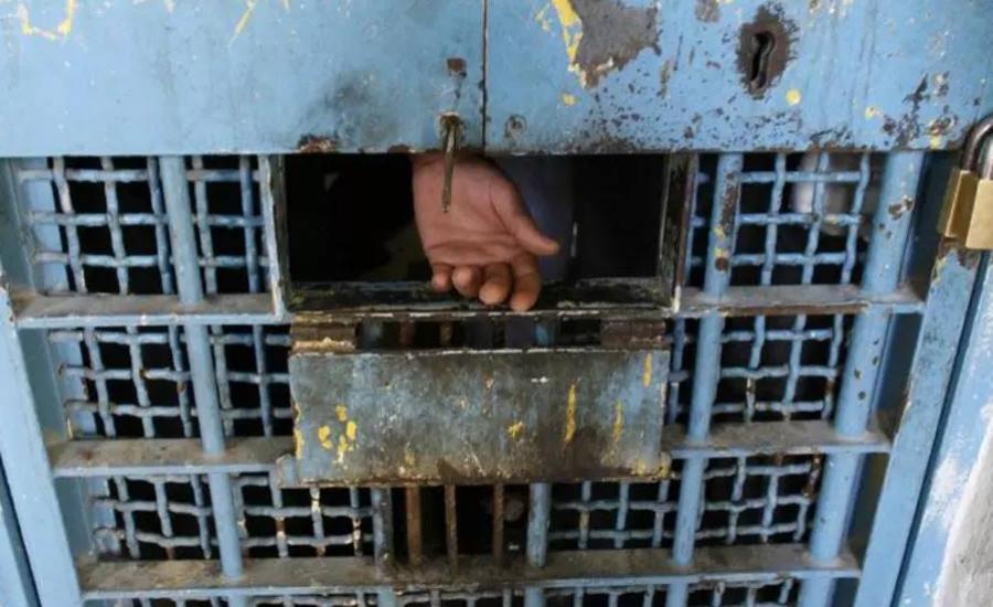 الاسرى في السجون الاسرائيلية 