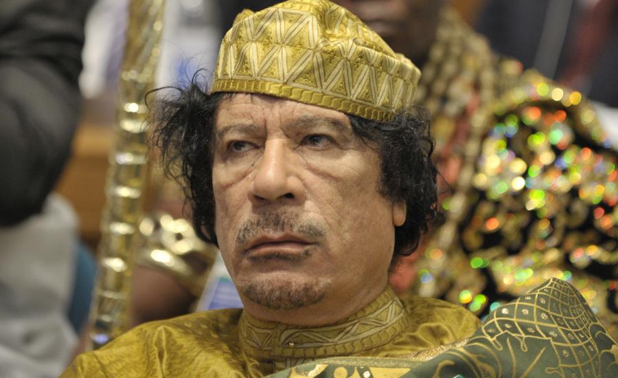 محمد بن راشد ومعمر القذافي 