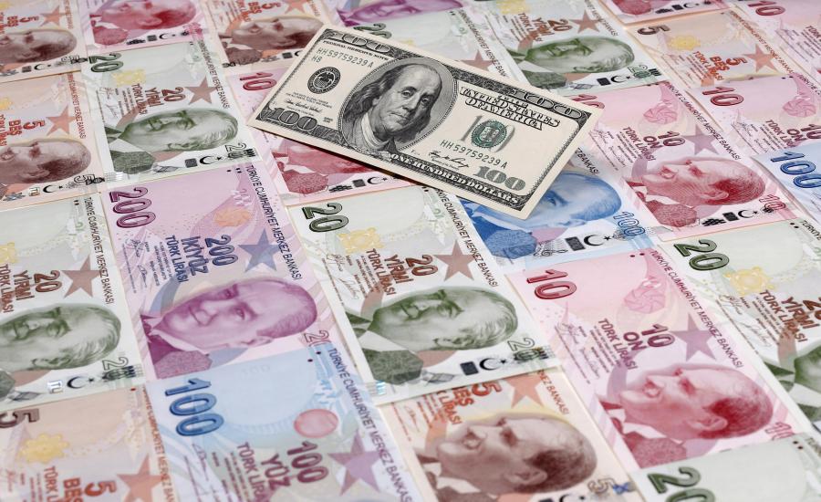 رجل اعمال فلسطيني يحول 800 الف دولار الى العملة التركية 