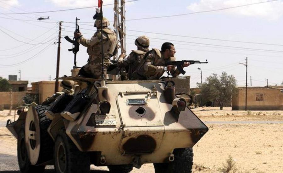 مقتل "3" جنود مصريين في استهداف مدرعة  بسيناء