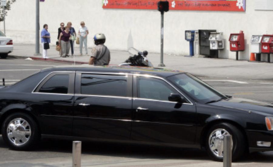 n-CROWN-PRINCE-LIMOUSINE-large570