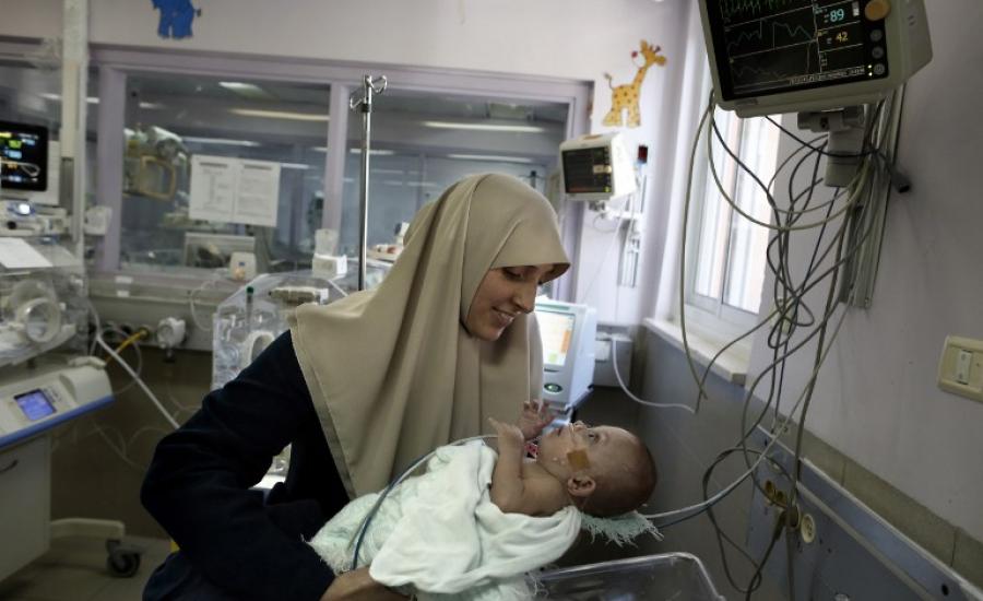 وزيرة الصحة والعلاج في المستشفيات الاسرائيلية 