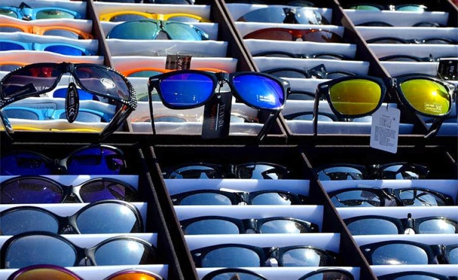 شراء النظارات الشمسية التقليدية 