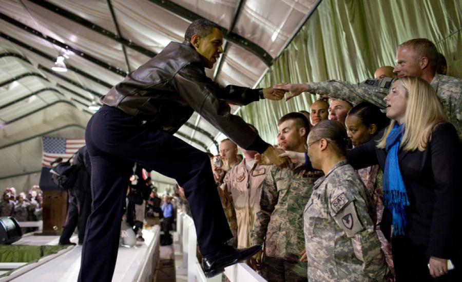 0519-1003-3014-1023_president_barack_obama_greets_soldiers_in_afghanistan_m