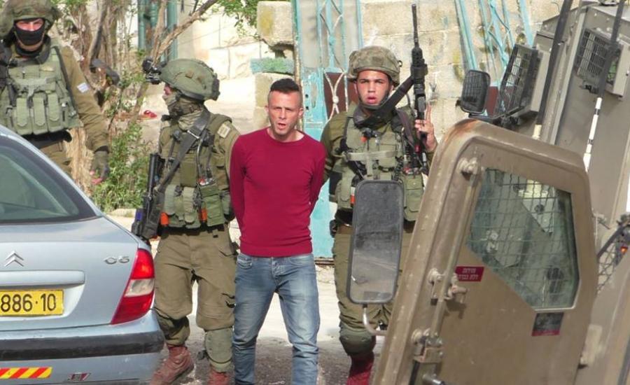 الاحتلال يعتقل شاباً من النبي صالح بعد مداهمة منزله