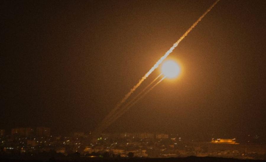 اطلاق صواريخ من قطاع غزة على اسرائيل 
