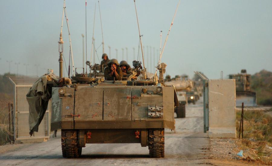 قوات اسرائيلية قرب غزة