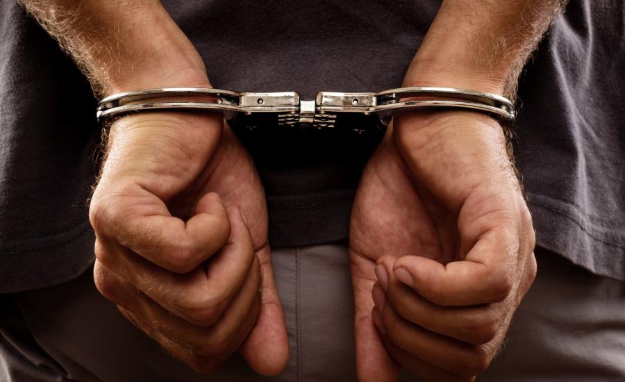 القبض على تاجر مخدرات في رام الله 