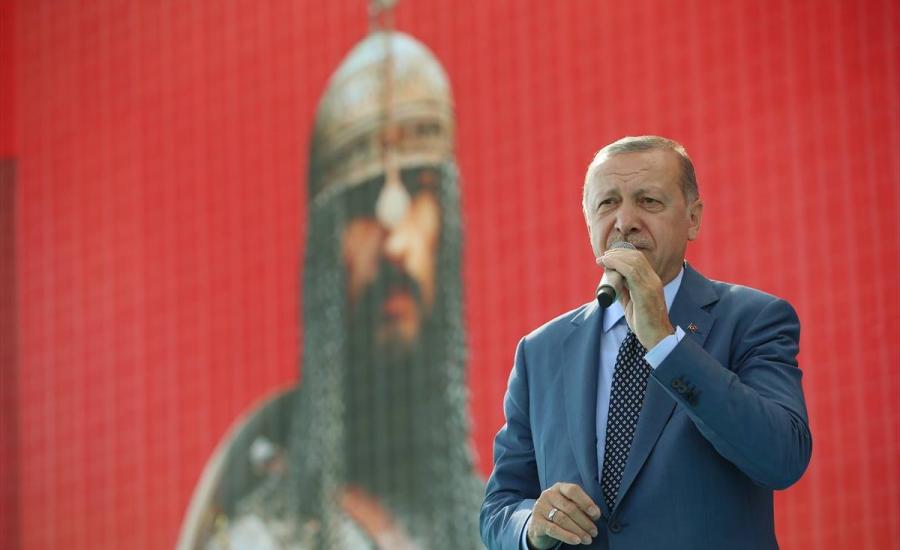 اردوغان يتعهد بتحقيق السلام في سوريا والعراق 