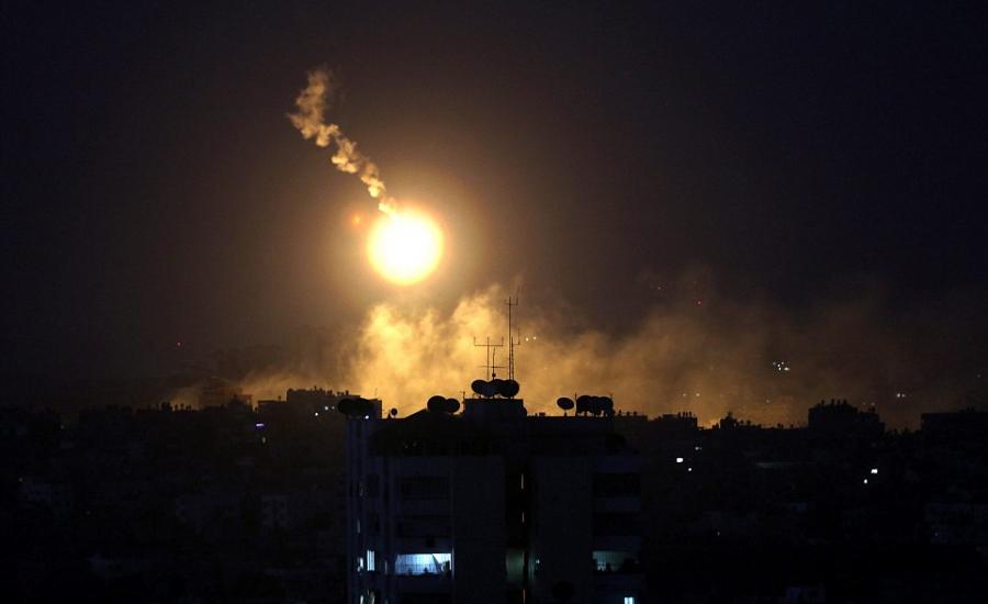 اسرائيل تقصف غزة 